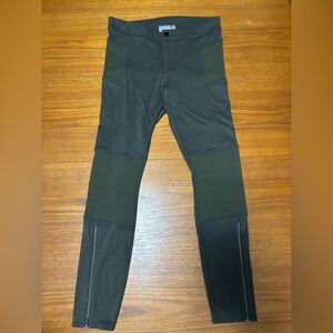 Athleta women’s army green stretch work out Pants size 8